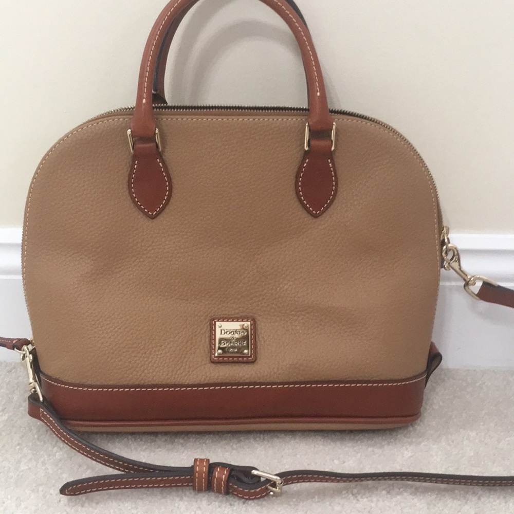 Dooney & Bourke leather bag